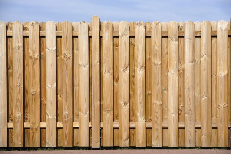 Plank Fence Installation in South Houston, TX