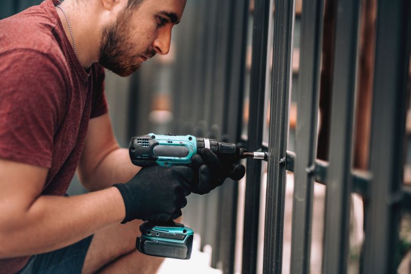 Steel Fence Construction in Des Moines, IA