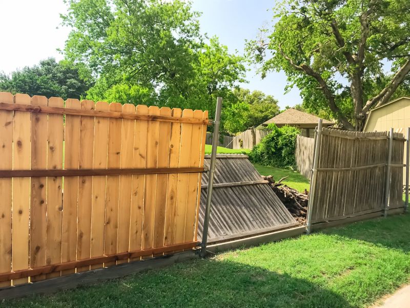 Wood Fence Construction in Pearland, TX